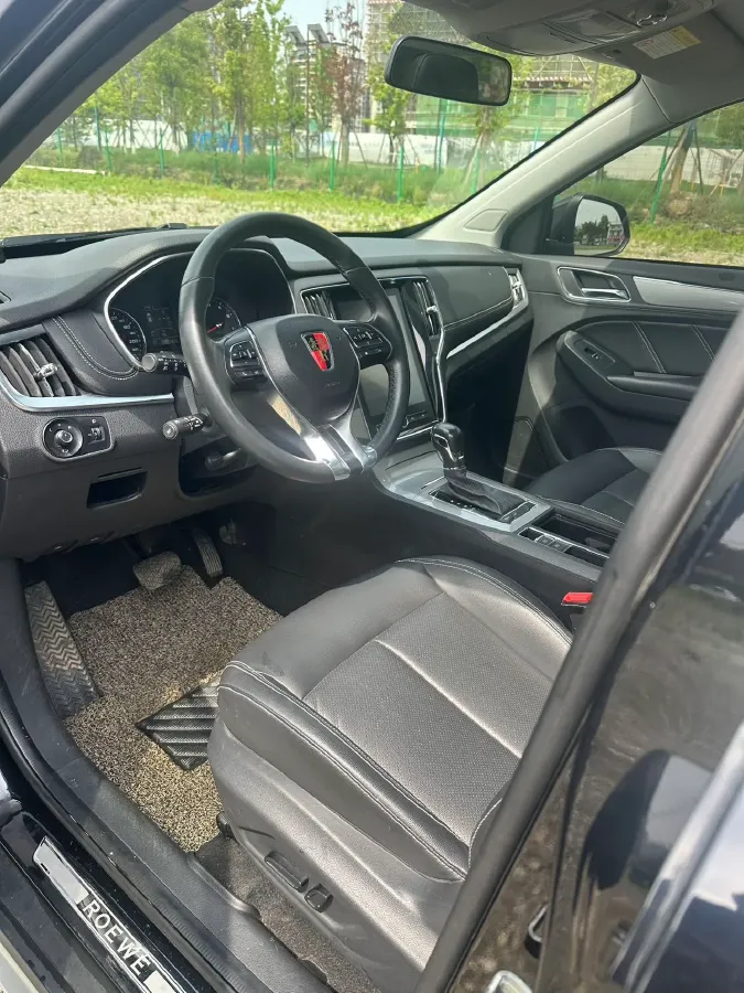 2020 Roewe i6 1.5T 169HP L4 7DCT,autocango,china used car exporter,china ev exporter,chinese used car exporter,chinese used ev exporter