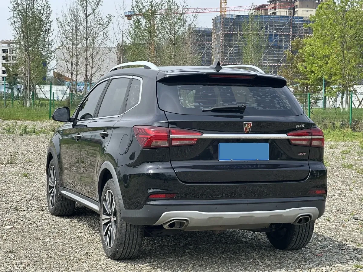 2020 Roewe i6 1.5T 169HP L4 7DCT,autocango,china used car exporter,china ev exporter,chinese used car exporter,chinese used ev exporter