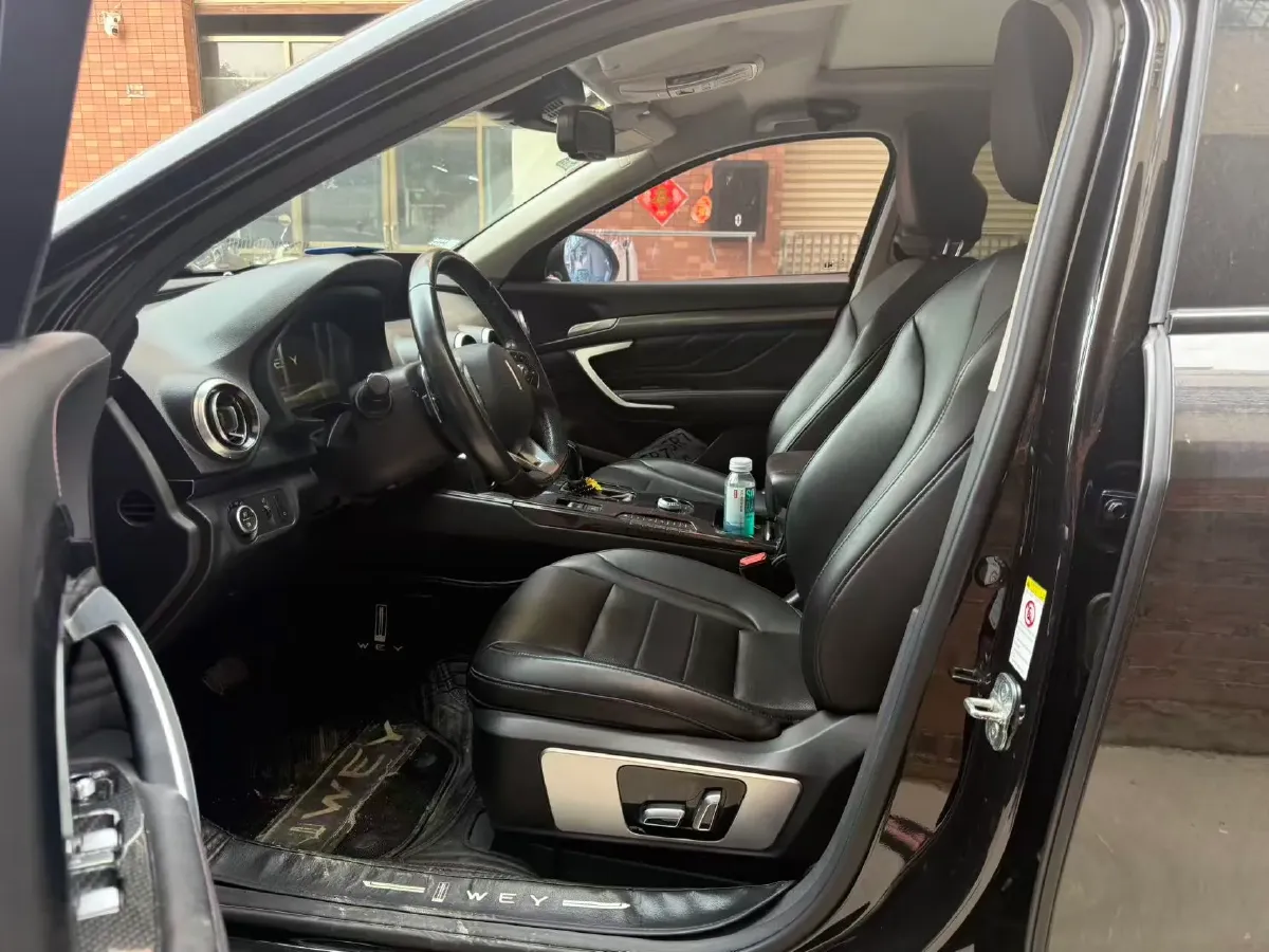 2017 WEY VV7 2.0T 234HP L4 7DCT,autocango,china used car exporter,china ev exporter,chinese used car exporter,chinese used ev exporter