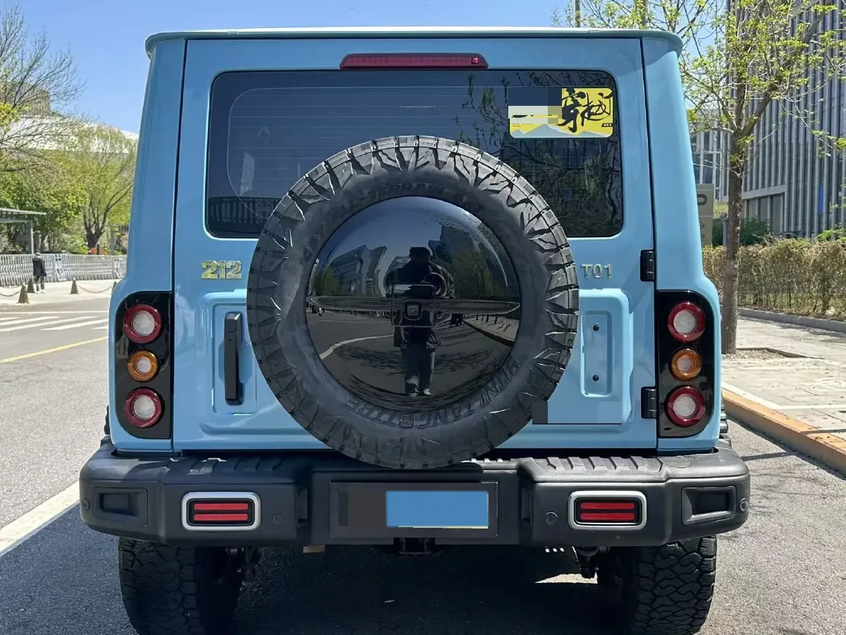 2025 212 212 T01 2.0T 252HP L4 8AT,autocango,china used car exporter,china ev exporter,chinese used car exporter,chinese used ev exporter