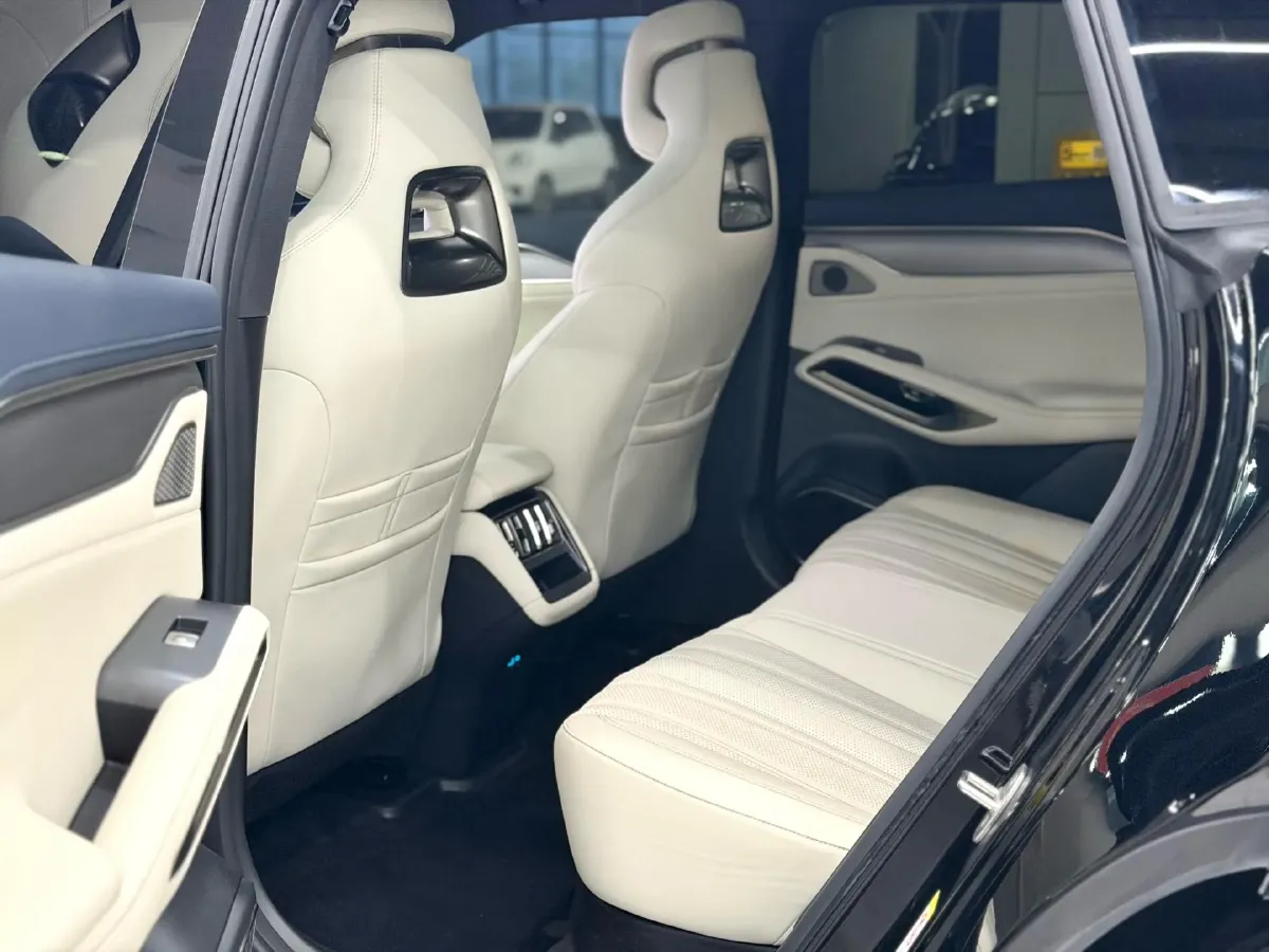 2024 BYD SongL EV BEV 71.8KWH,autocango,china used car exporter,china ev exporter,chinese used car exporter,chinese used ev exporter