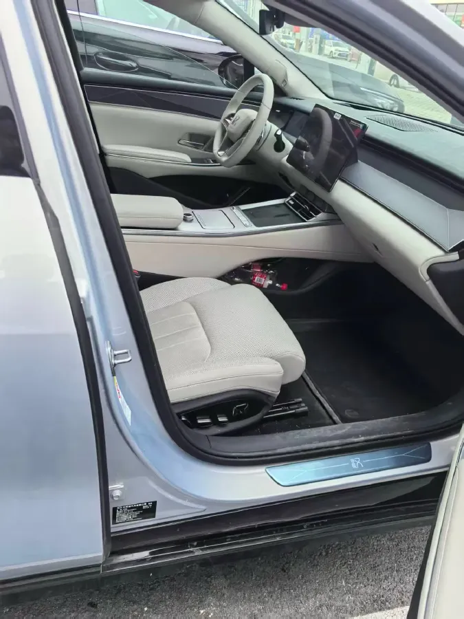 2025 BYD HanL BEV,autocango,china used car exporter,china ev exporter,chinese used car exporter,chinese used ev exporter