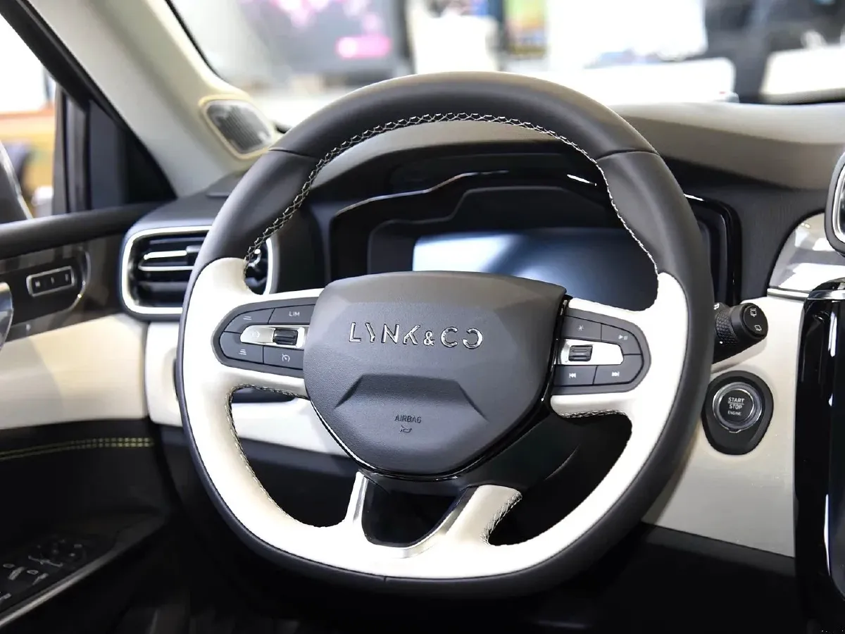 2022 LYNK&CO 02 1.5T 180HP L3 7DCT,autocango,china used car exporter,china ev exporter,chinese used car exporter,chinese used ev exporter