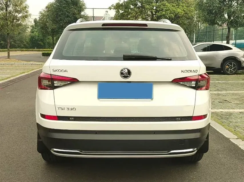 2018 Skoda Kodiak 2.0T 186HP L4 7DCT,autocango,china used car exporter,china ev exporter,chinese used car exporter,chinese used ev exporter