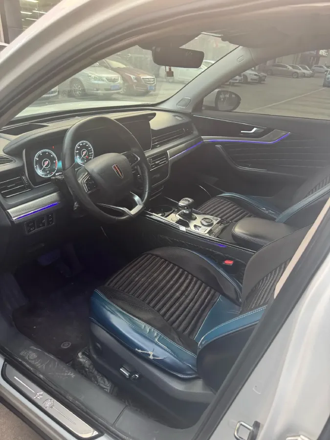 2022 HongQi HS5 2.0T 224HP L4 6AT,autocango,china used car exporter,china ev exporter,chinese used car exporter,chinese used ev exporter