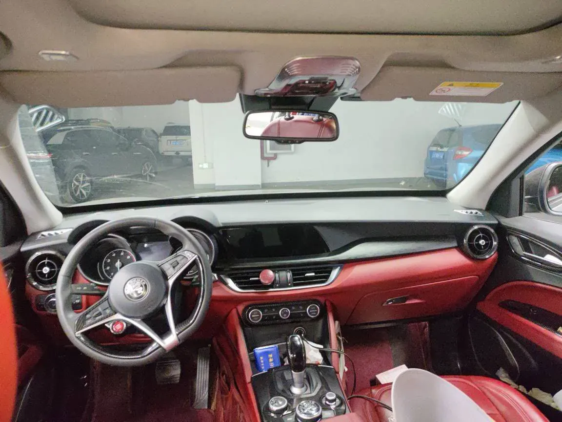 2017 Jaguar XE 2.0T 240HP L4 8AT,autocango,china used car exporter,china ev exporter,chinese used car exporter,chinese used ev exporter