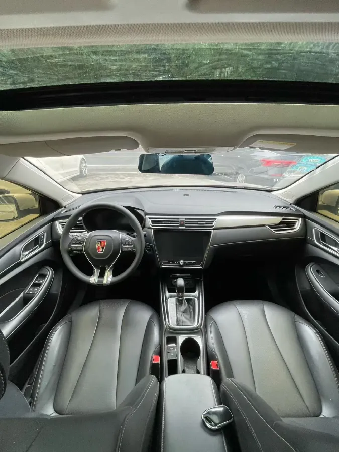 2019 Roewe i5 1.5L 120HP L4 CVT,autocango,china used car exporter,china ev exporter,chinese used car exporter,chinese used ev exporter