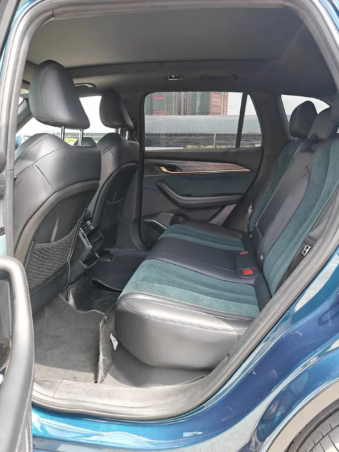 2021 Geely Monjaro 2.0T 218HP L4 7DCT,autocango,china used car exporter,china ev exporter,chinese used car exporter,chinese used ev exporter