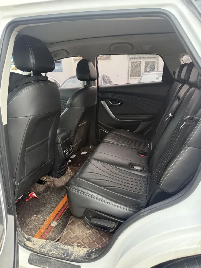 2018 SWM X7 1.8L 137HP L4 5MT,autocango,china used car exporter,china ev exporter,chinese used car exporter,chinese used ev exporter