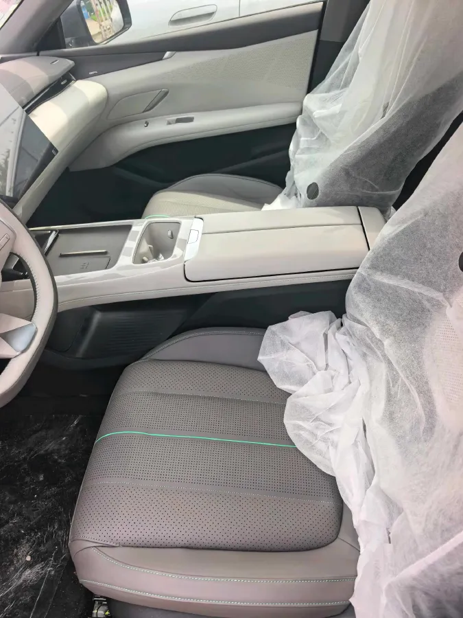 2026 Deepal L07 BEV,autocango,china used car exporter,china ev exporter,chinese used car exporter,chinese used ev exporter