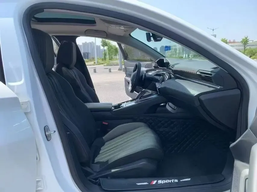 2022 Peugeot 508 1.8T 211HP L4 8AT,autocango,china used car exporter,china ev exporter,chinese used car exporter,chinese used ev exporter