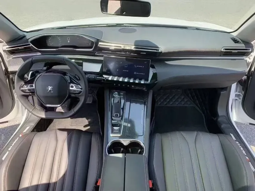 2022 Peugeot 508 1.8T 211HP L4 8AT,autocango,china used car exporter,china ev exporter,chinese used car exporter,chinese used ev exporter