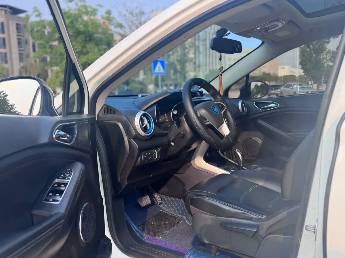 2019 BYD Yuan BEV 42KWH,autocango,china used car exporter,china ev exporter,chinese used car exporter,chinese used ev exporter