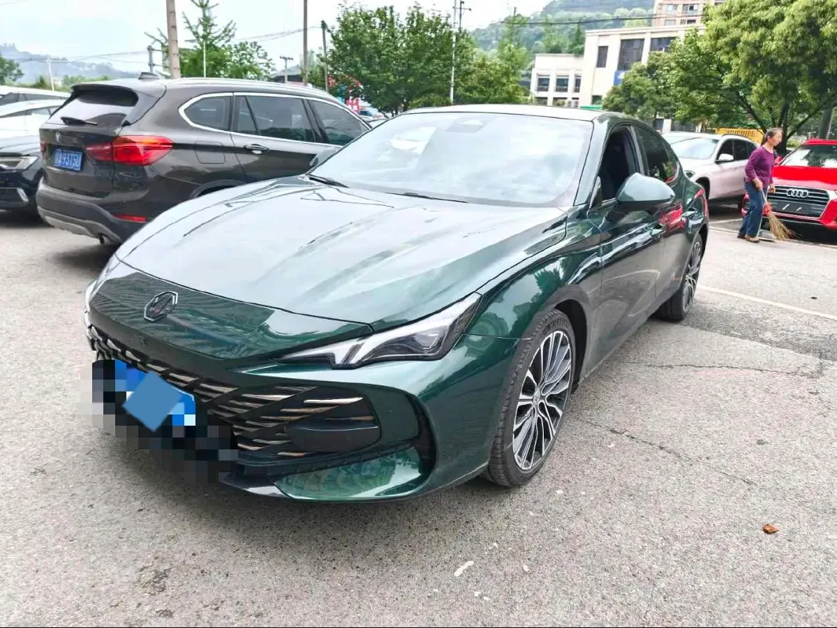 2023 MG 7 1.5T 188HP L4 7DCT,autocango,china used car exporter,china ev exporter,chinese used car exporter,chinese used ev exporter