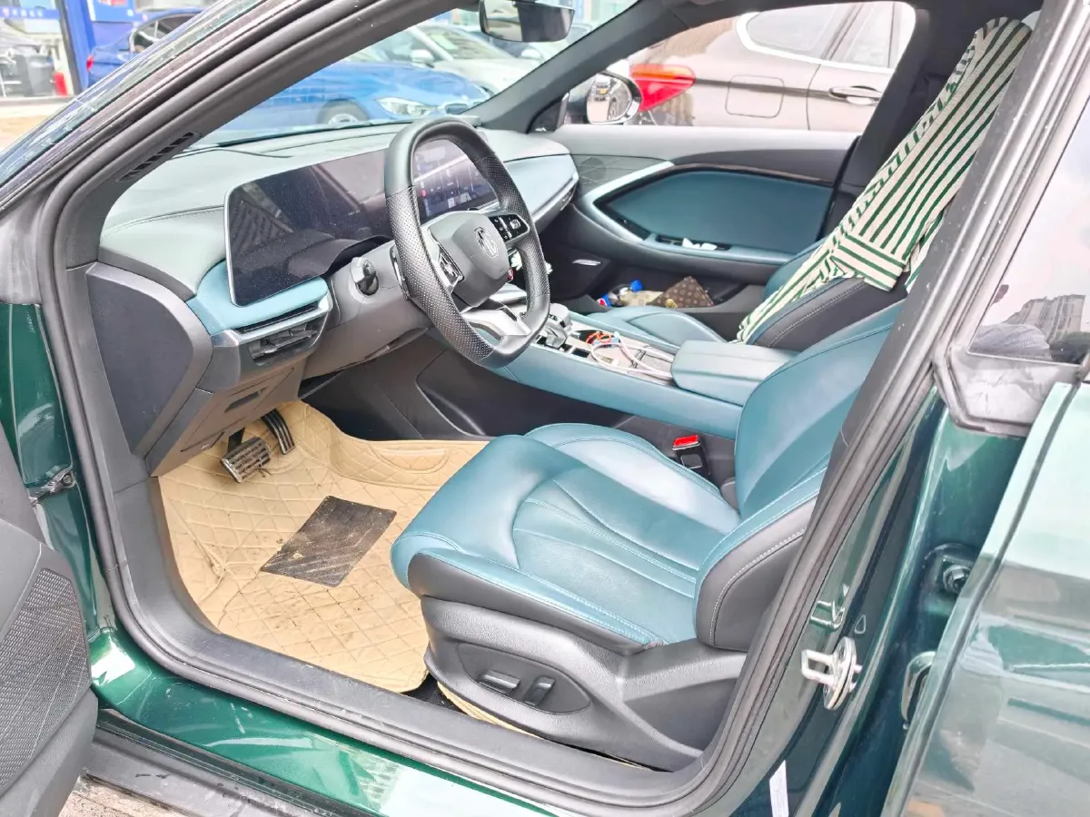 2023 MG 7 1.5T 188HP L4 7DCT,autocango,china used car exporter,china ev exporter,chinese used car exporter,chinese used ev exporter