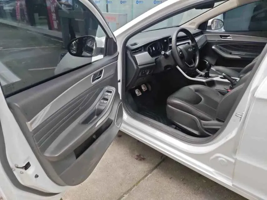 2019 Chery Arrizo 5 1.5L 116HP L4 5MT,autocango,china used car exporter,china ev exporter,chinese used car exporter,chinese used ev exporter