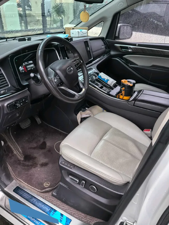 2021 GAC Trumpchi M8 2.0T 252HP L4 8AT,autocango,china used car exporter,china ev exporter,chinese used car exporter,chinese used ev exporter