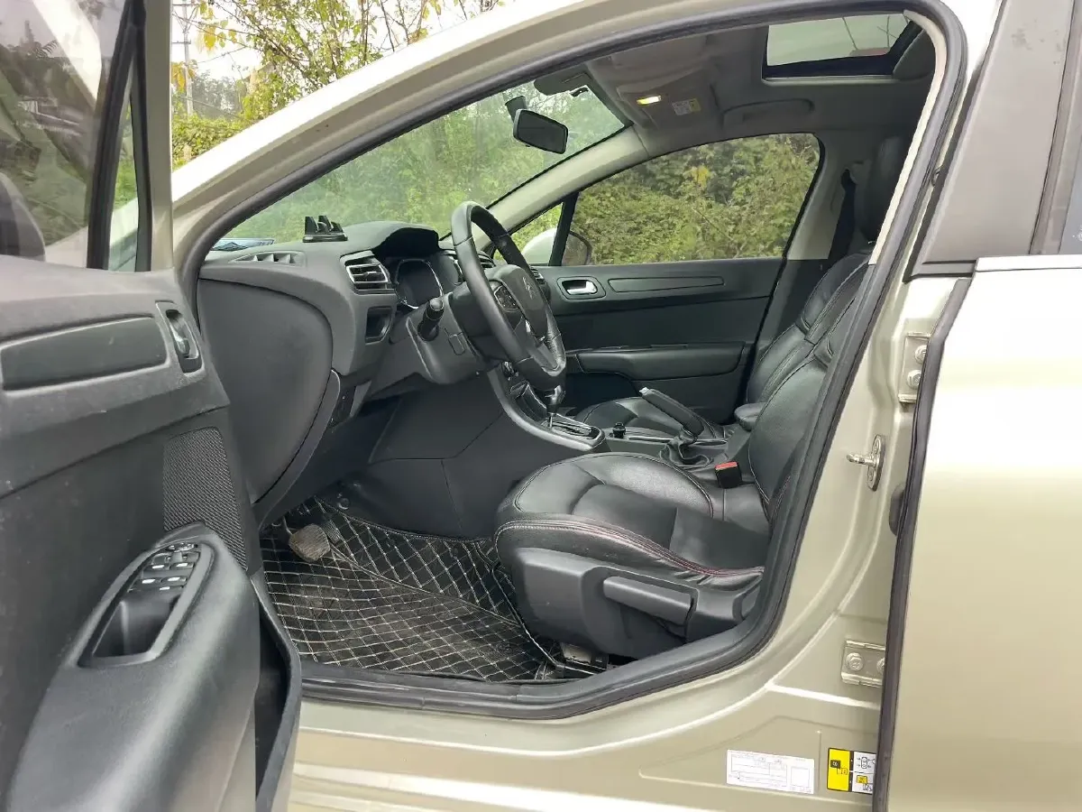 2018 Citroen C4 C-Quatre 1.6L 117HP L4 6AT,autocango,china used car exporter,china ev exporter,chinese used car exporter,chinese used ev exporter