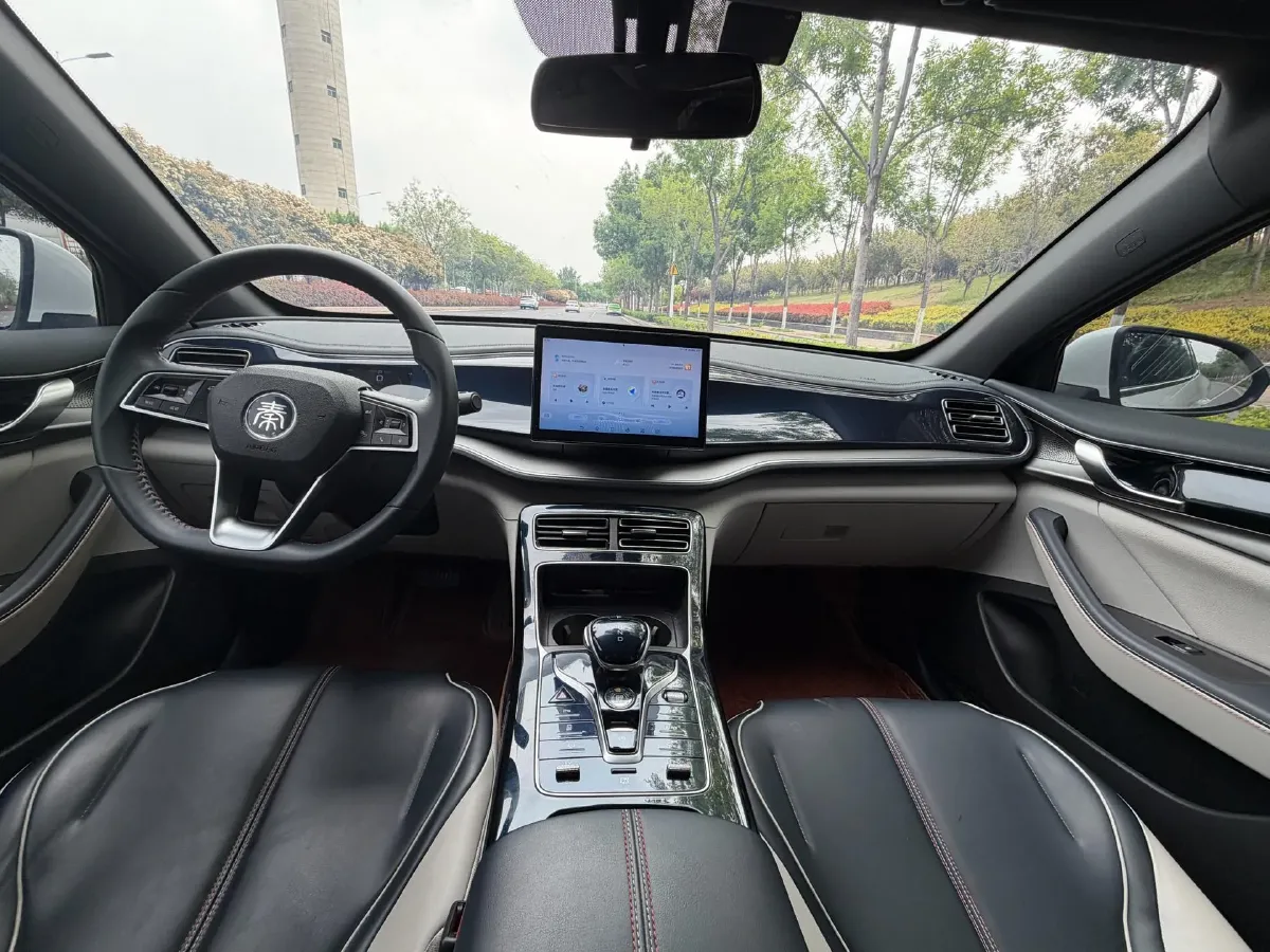 2021 Haval F7 1.5T 169HP L4 7DCT,autocango,china used car exporter,china ev exporter,chinese used car exporter,chinese used ev exporter