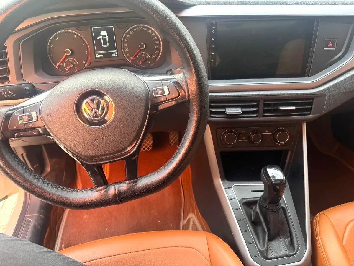2019 Volkswagen Polo 1.5L 113HP L4 6AT,autocango,china used car exporter,china ev exporter,chinese used car exporter,chinese used ev exporter