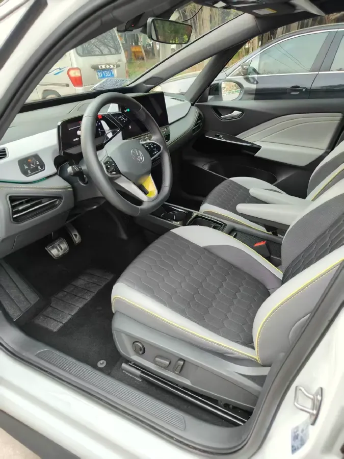 2023 MAXUS G20 2.0T 261HP L4 8AT,autocango,china used car exporter,china ev exporter,chinese used car exporter,chinese used ev exporter