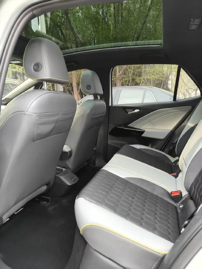 2023 MAXUS G20 2.0T 261HP L4 8AT,autocango,china used car exporter,china ev exporter,chinese used car exporter,chinese used ev exporter