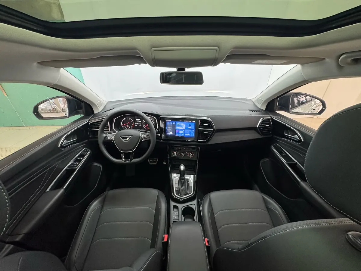 2021 Jetta VS7 1.4T 150HP L4 6AT,autocango,china used car exporter,china ev exporter,chinese used car exporter,chinese used ev exporter