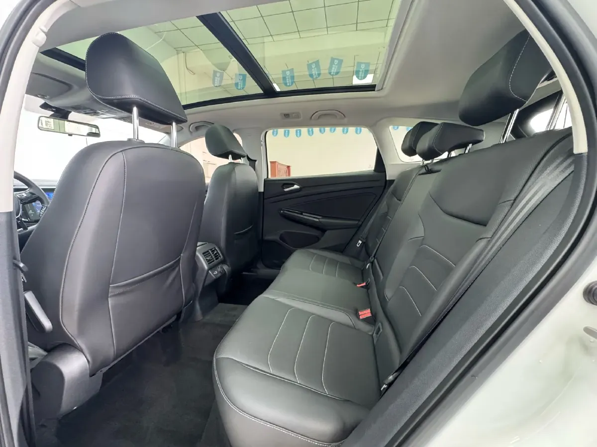 2021 Jetta VS7 1.4T 150HP L4 6AT,autocango,china used car exporter,china ev exporter,chinese used car exporter,chinese used ev exporter