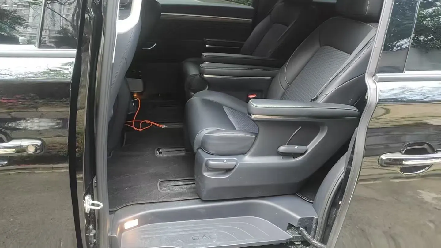 2023 GAC Trumpchi M8 2.0T 252HP L4 8AT,autocango,china used car exporter,china ev exporter,chinese used car exporter,chinese used ev exporter