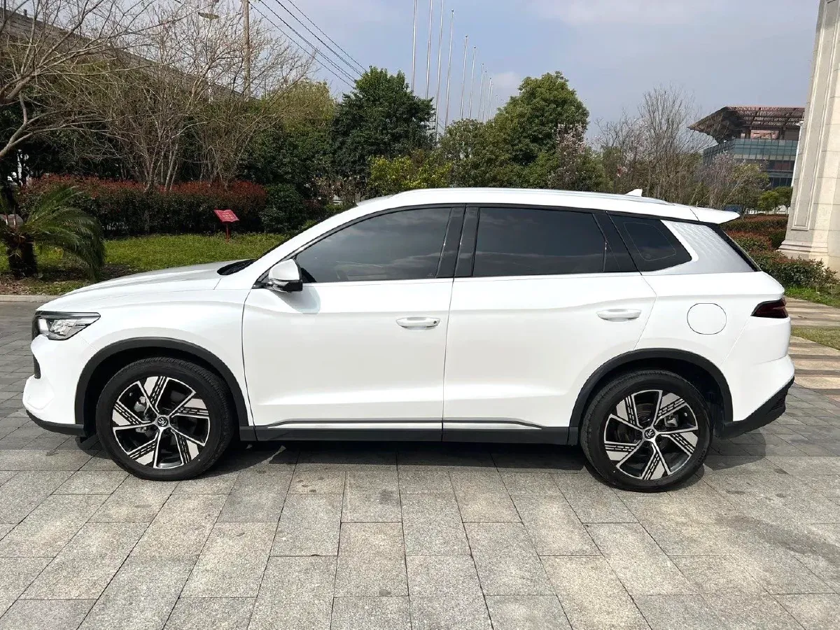 2023 BYD Qin Plus BEV 57.6KWH,autocango,china used car exporter,china ev exporter,chinese used car exporter,chinese used ev exporter