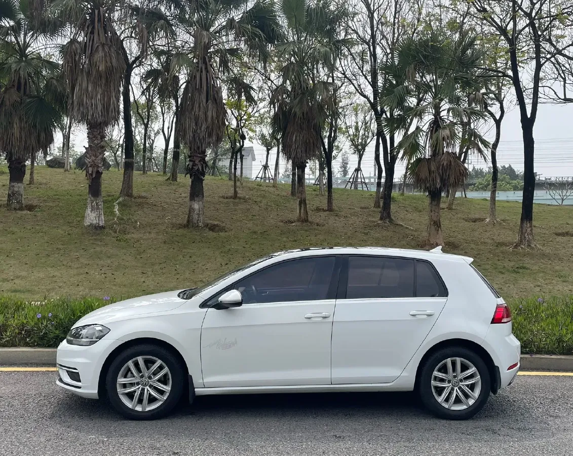 2018 Volkswagen Golf 1.4T 131HP L4 7DCT,autocango,china used car exporter,china ev exporter,chinese used car exporter,chinese used ev exporter
