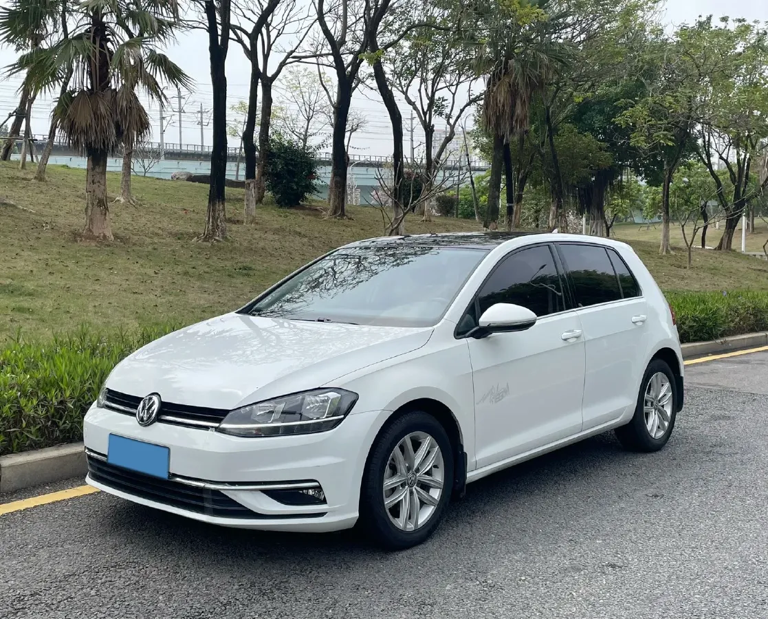 2018 Volkswagen Golf 1.4T 131HP L4 7DCT,autocango,china used car exporter,china ev exporter,chinese used car exporter,chinese used ev exporter
