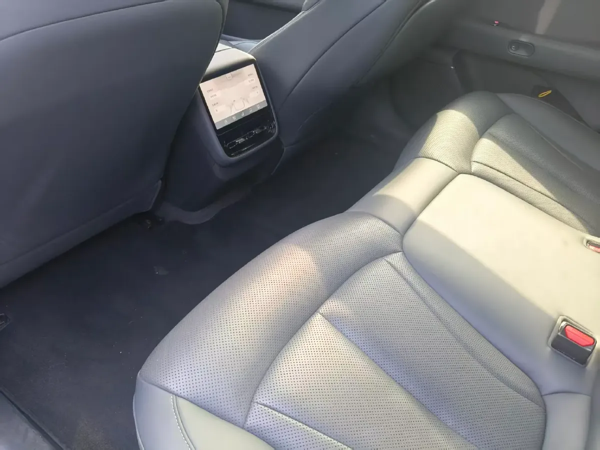 2024 Xpeng P7+ BEV 60.7KWH,autocango,china used car exporter,china ev exporter,chinese used car exporter,chinese used ev exporter