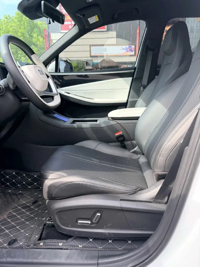 2024 Geely Galaxy L7 1.5T 163HP L4 3DHT PHEV 18.7KWH,autocango,china used car exporter,china ev exporter,chinese used car exporter,chinese used ev exporter