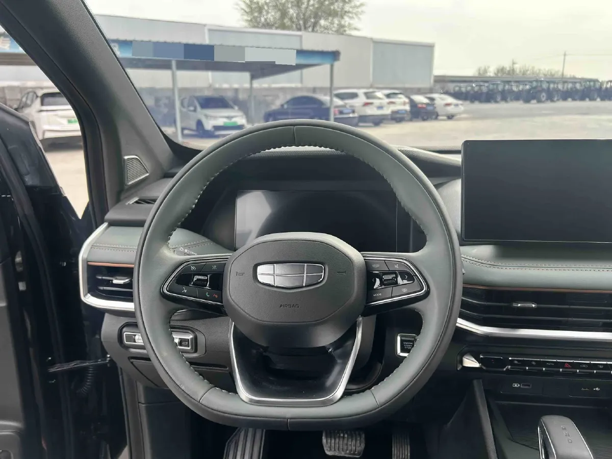 2023 Geely Okavango L 2.0T 218HP L4 7DCT,autocango,china used car exporter,china ev exporter,chinese used car exporter,chinese used ev exporter