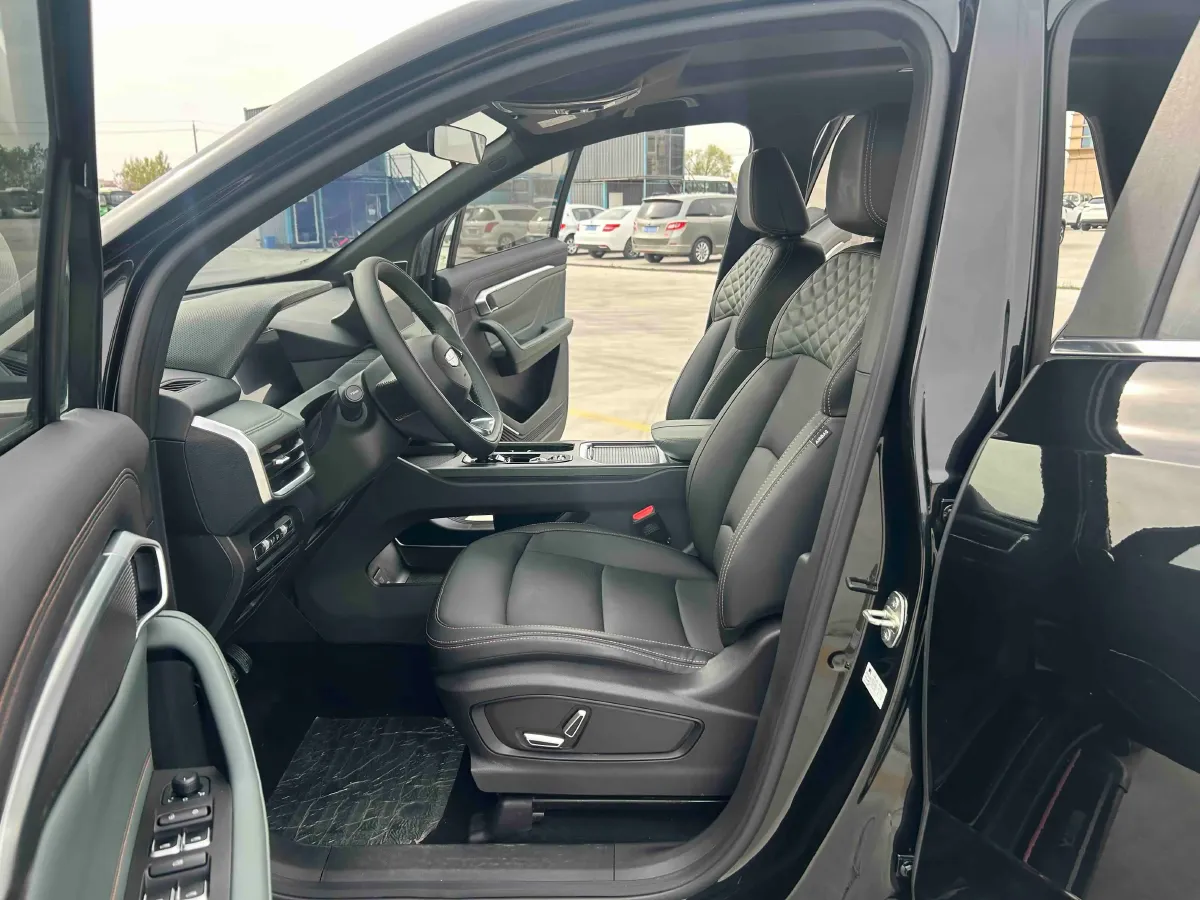 2023 Geely Okavango L 2.0T 218HP L4 7DCT,autocango,china used car exporter,china ev exporter,chinese used car exporter,chinese used ev exporter