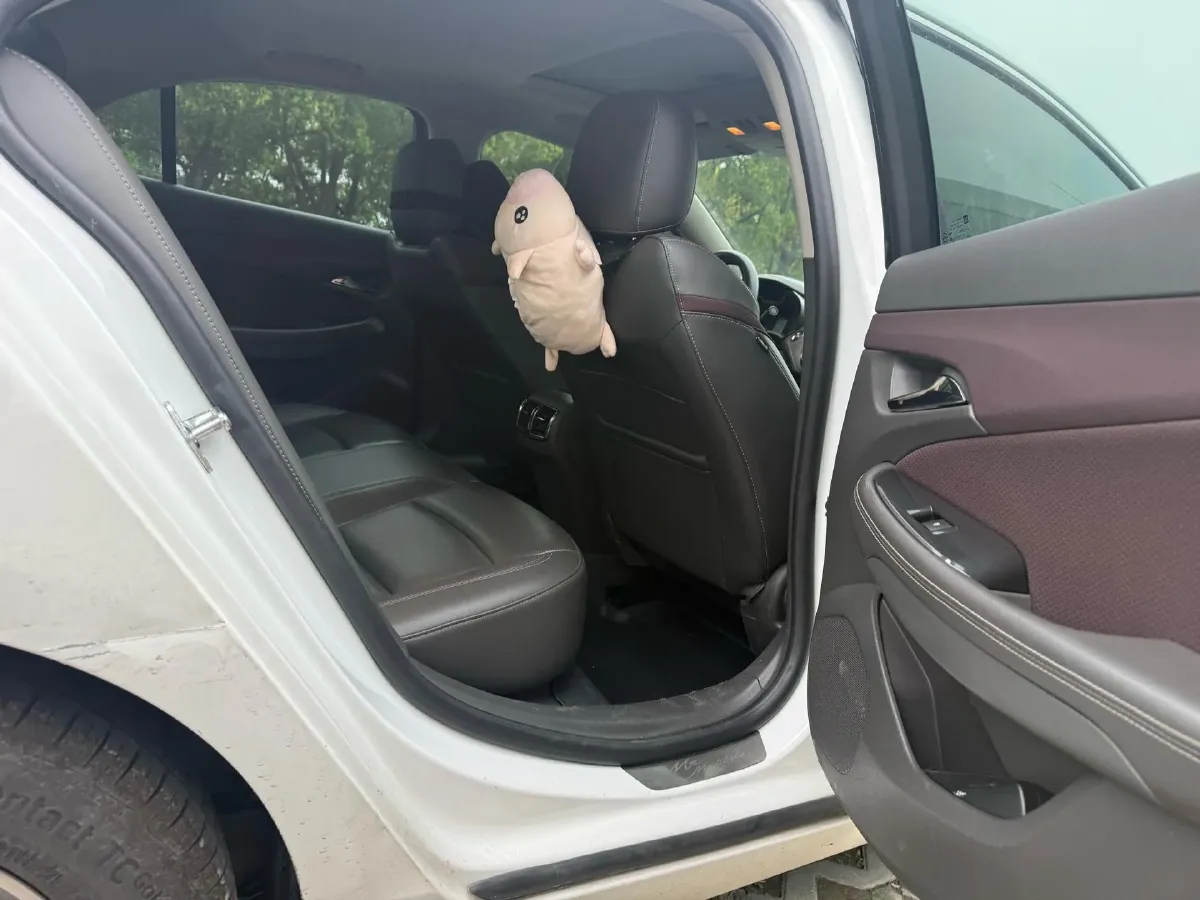 2018 Chevrolet Malibu 1.5T 170HP L4 6AT,autocango,china used car exporter,china ev exporter,chinese used car exporter,chinese used ev exporter