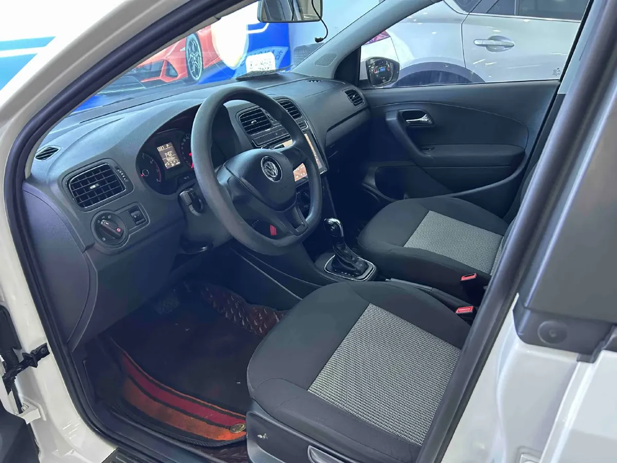 2016 Volkswagen Polo 1.4L 90HP L4 6AT,autocango,china used car exporter,china ev exporter,chinese used car exporter,chinese used ev exporter