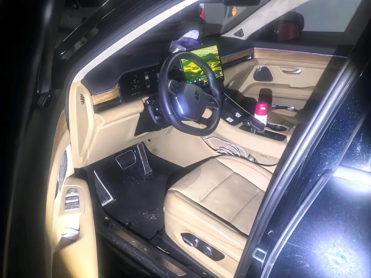 2022 JMC YuHu 7 2.0T 141HP L4 8AT,autocango,china used car exporter,china ev exporter,chinese used car exporter,chinese used ev exporter