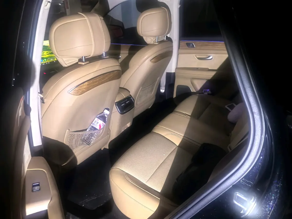 2022 JMC YuHu 7 2.0T 141HP L4 8AT,autocango,china used car exporter,china ev exporter,chinese used car exporter,chinese used ev exporter