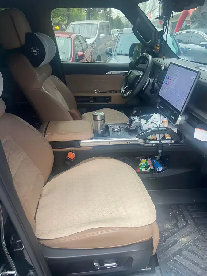 2023 Jetour Traveller 2.0T 254HP L4 8AT,autocango,china used car exporter,china ev exporter,chinese used car exporter,chinese used ev exporter