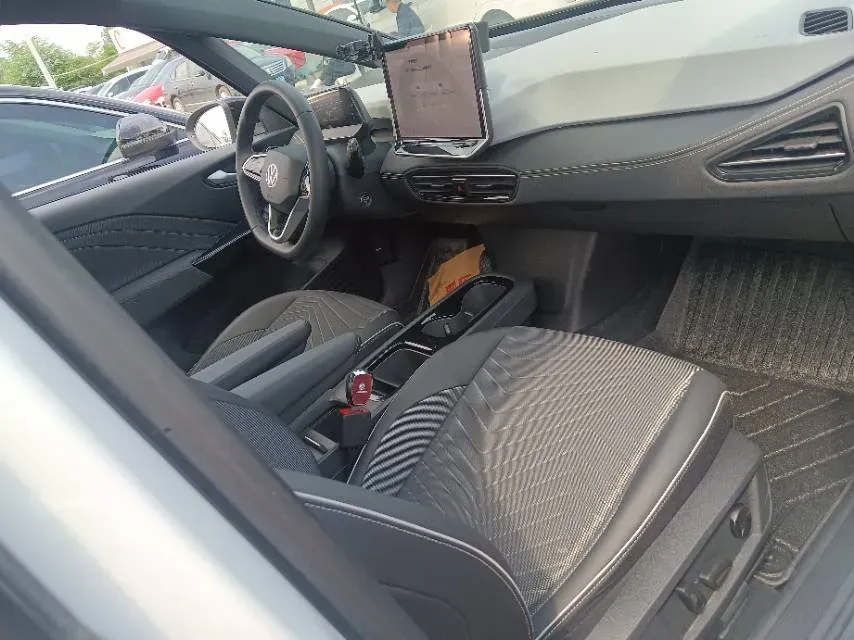 2025 Volkswagen ID.3 BEV 52.8KWH,autocango,china used car exporter,china ev exporter,chinese used car exporter,chinese used ev exporter