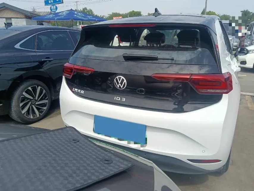 2025 Volkswagen ID.3 BEV 52.8KWH,autocango,china used car exporter,china ev exporter,chinese used car exporter,chinese used ev exporter