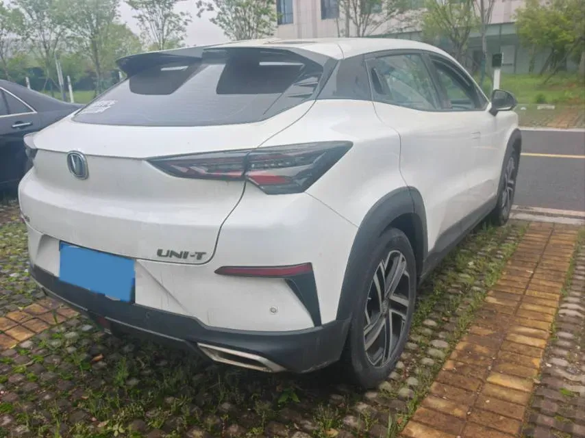 2021 ChangAn UNI-T 1.5T 180HP L4 7DCT,autocango,china used car exporter,china ev exporter,chinese used car exporter,chinese used ev exporter