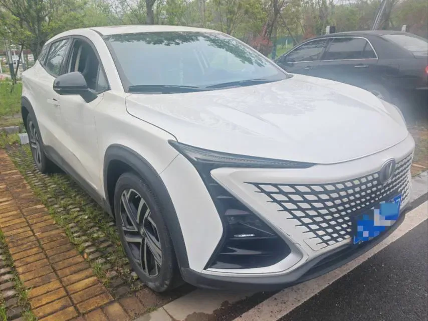 2021 ChangAn UNI-T 1.5T 180HP L4 7DCT,autocango,china used car exporter,china ev exporter,chinese used car exporter,chinese used ev exporter