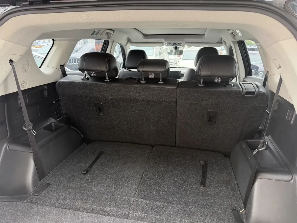 2021 Haval H6 Coupe 1.5T 169HP L4 7DCT,autocango,china used car exporter,china ev exporter,chinese used car exporter,chinese used ev exporter