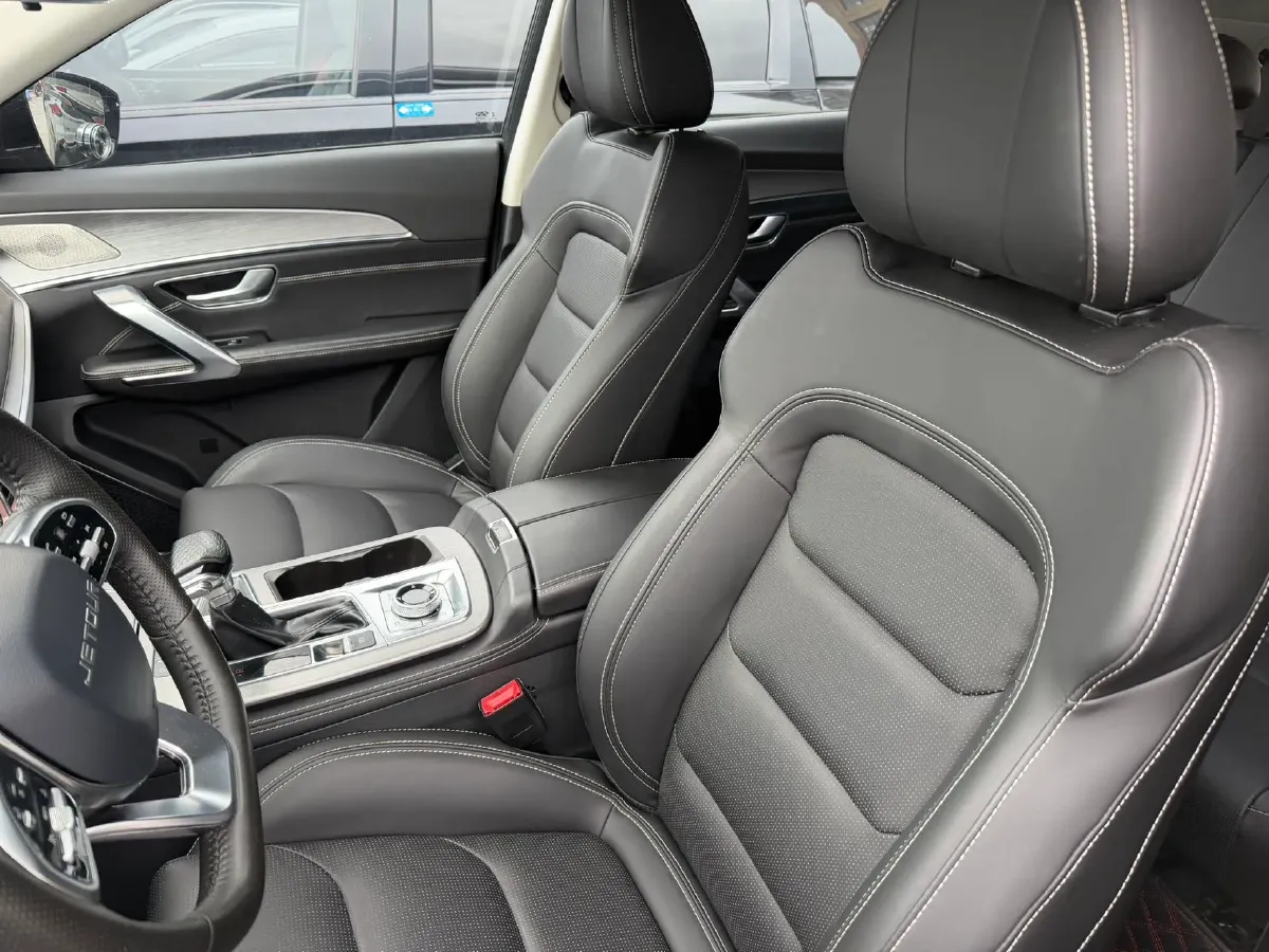 2021 Haval H6 Coupe 1.5T 169HP L4 7DCT,autocango,china used car exporter,china ev exporter,chinese used car exporter,chinese used ev exporter