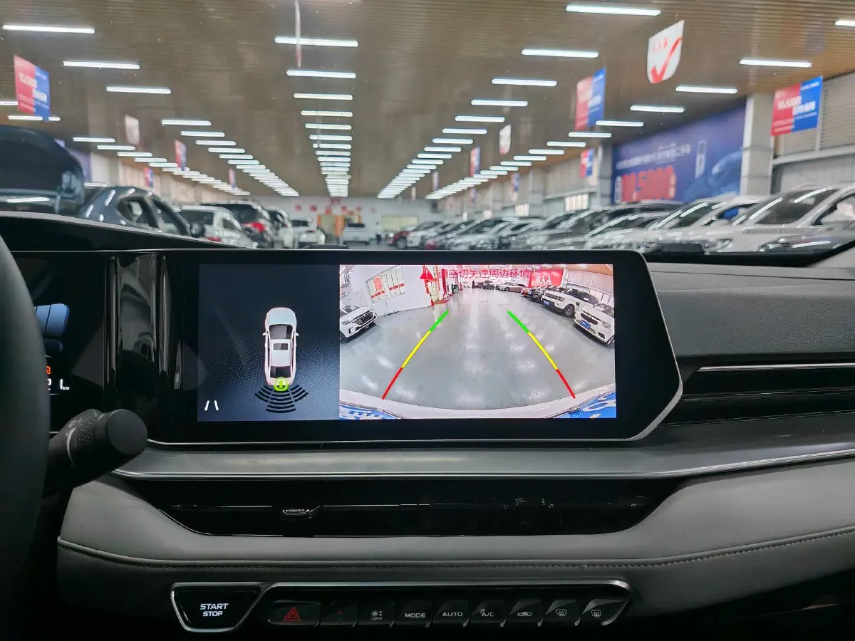 2022 Geely Binray 1.5T 181HP L4 7DCT,autocango,china used car exporter,china ev exporter,chinese used car exporter,chinese used ev exporter