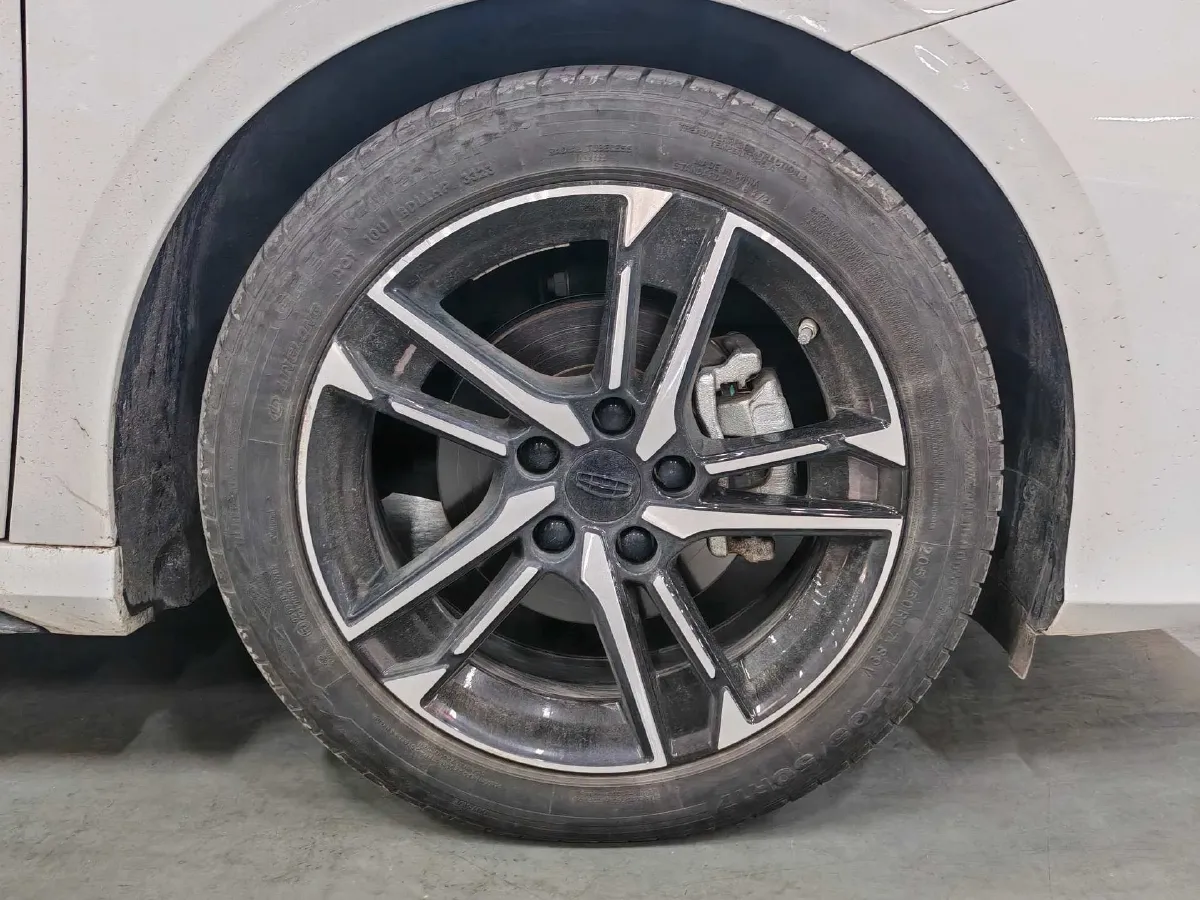 2022 Geely Binray 1.5T 181HP L4 7DCT,autocango,china used car exporter,china ev exporter,chinese used car exporter,chinese used ev exporter