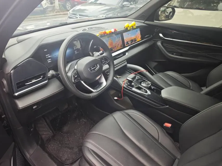 2024 Geely Monjaro 2.0T 218HP L4 7DCT,autocango,china used car exporter,china ev exporter,chinese used car exporter,chinese used ev exporter